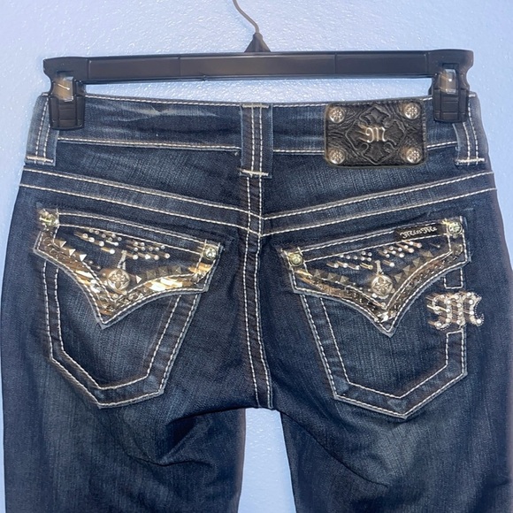 Miss Me Denim - Miss Me Bootcut Jeans - size 25 Thick Stitch Bling Chain. X
